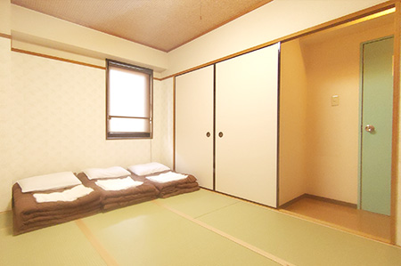 Standard Private Japanese-style room with shared bathroom