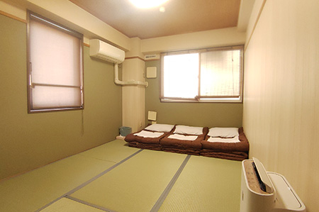 Standard Private Japanese-style room with shared bathroom